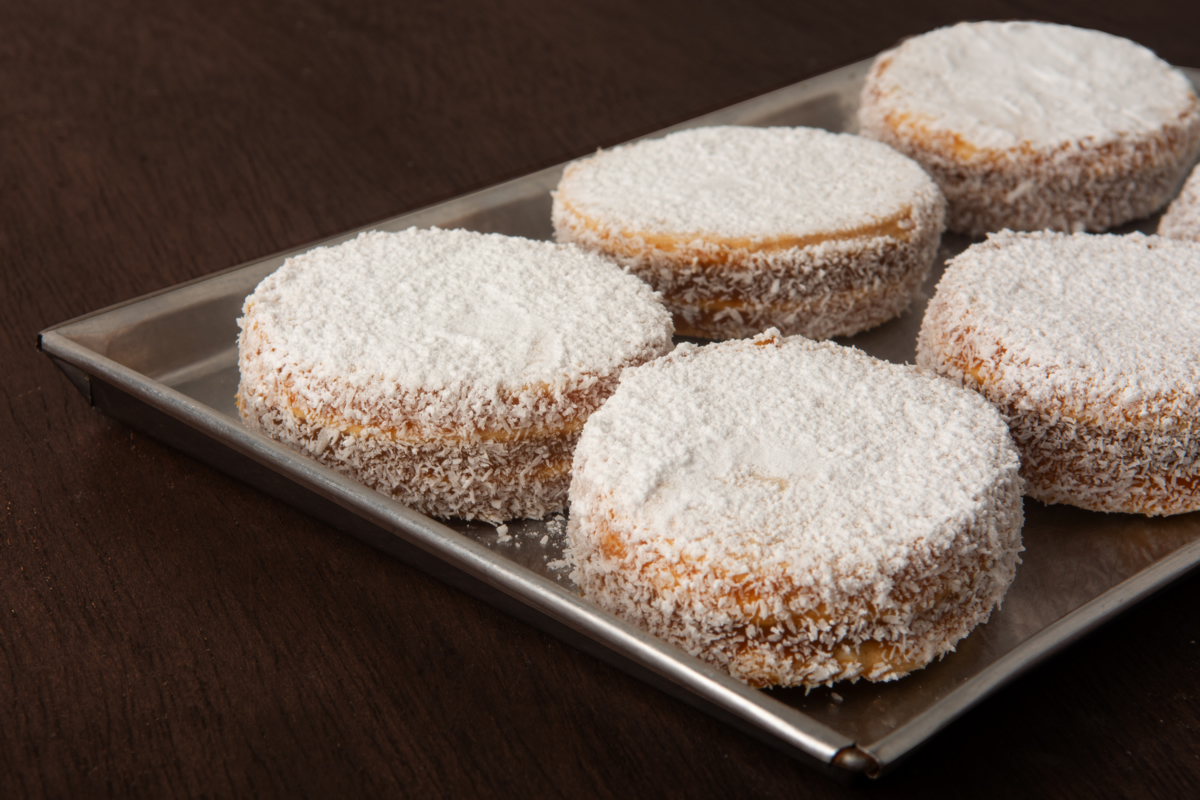 Alfajor de Maizena con Coco Rallado
